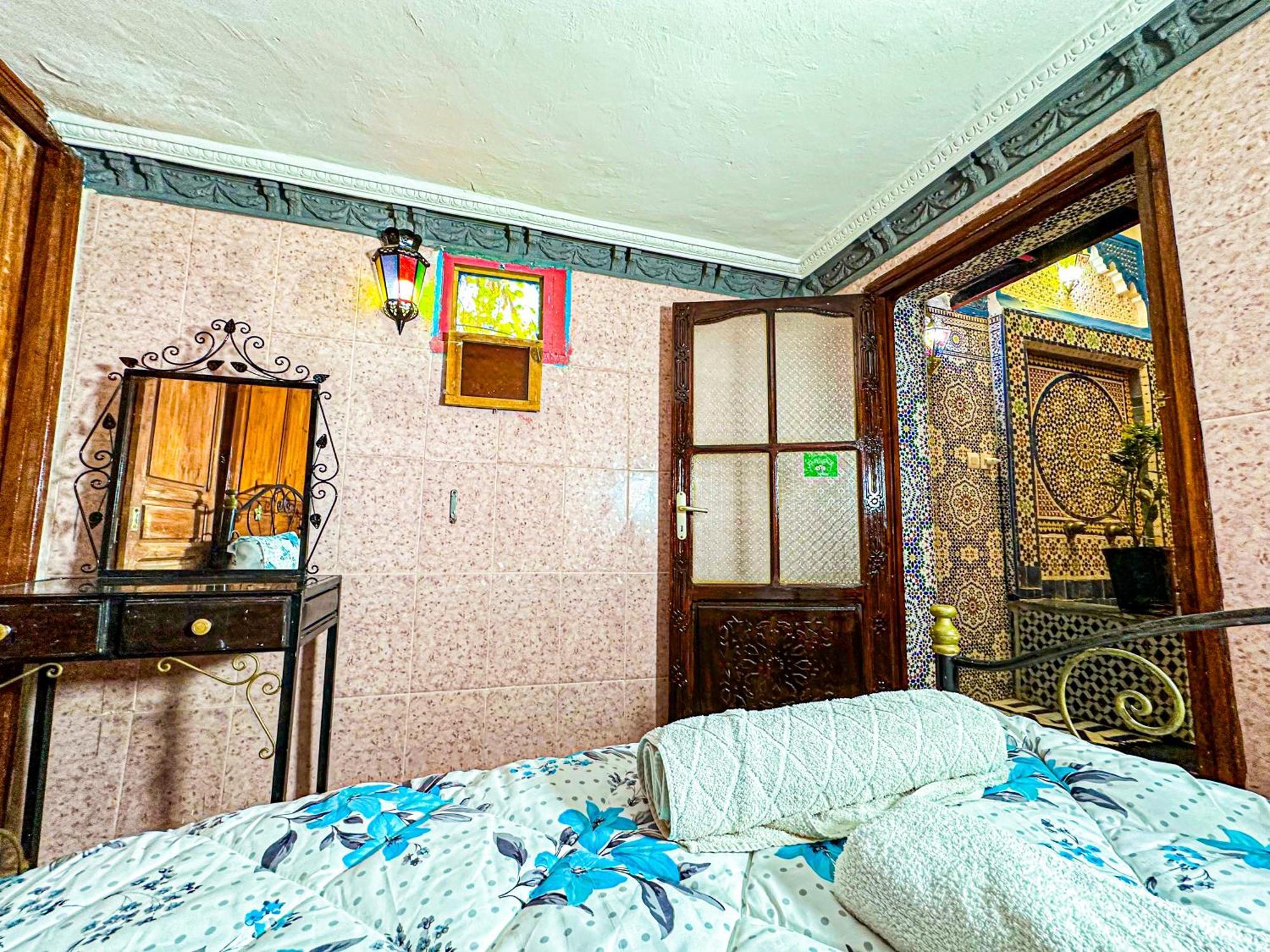 Hostel Speakeasy Fes Luaran gambar
